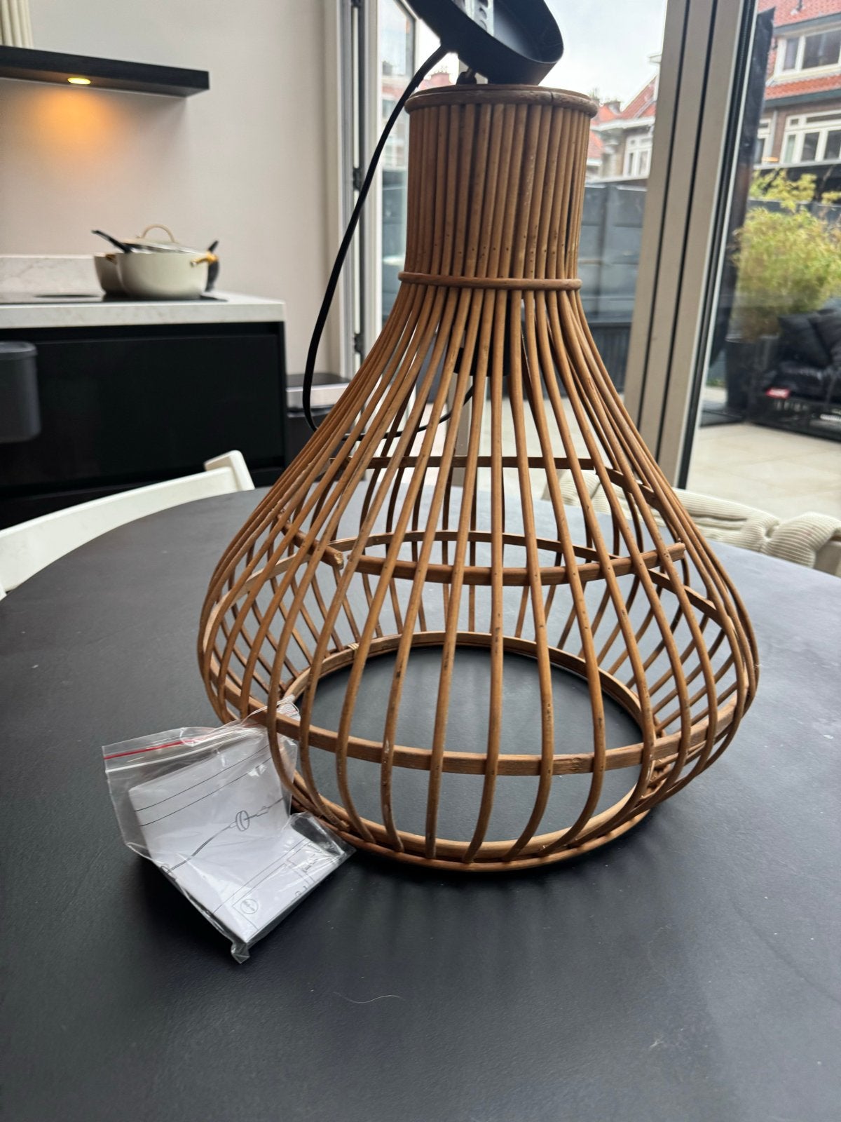 Rotan hanglamp - sfeervolle verlichting voor elk interieur, Ophalen of Verzenden, Zo goed als nieuw, Natuurlijk materiaal, E27 (groot)
