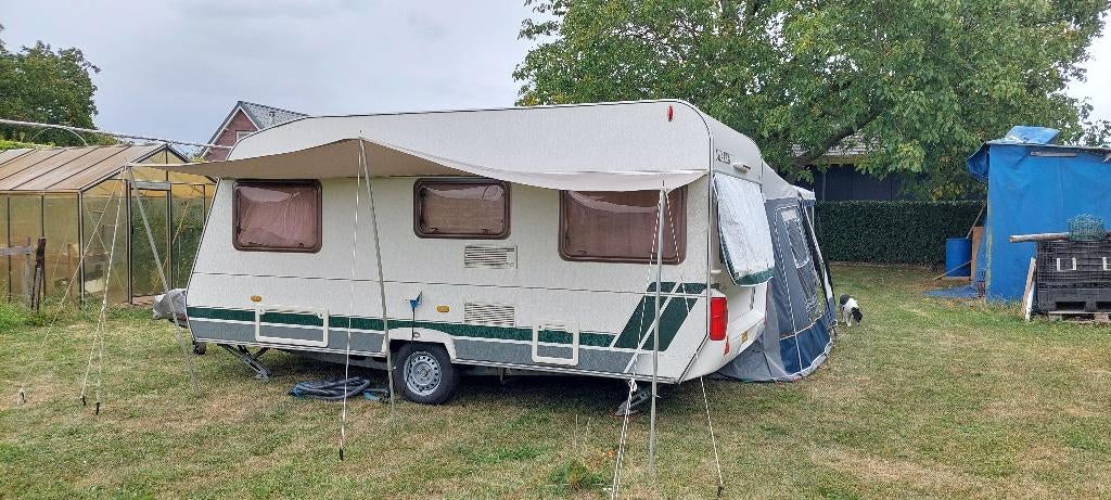 Caravan, Rondzit, Frans bed, 750 - 1000 kg, Particulier