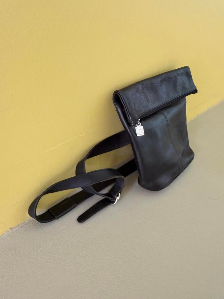 Sasa zwart leren dames schouder tas, Sieraden, Tassen en Uiterlijk, Tassen | Damestassen, Ophalen of Verzenden, Zo goed als nieuw