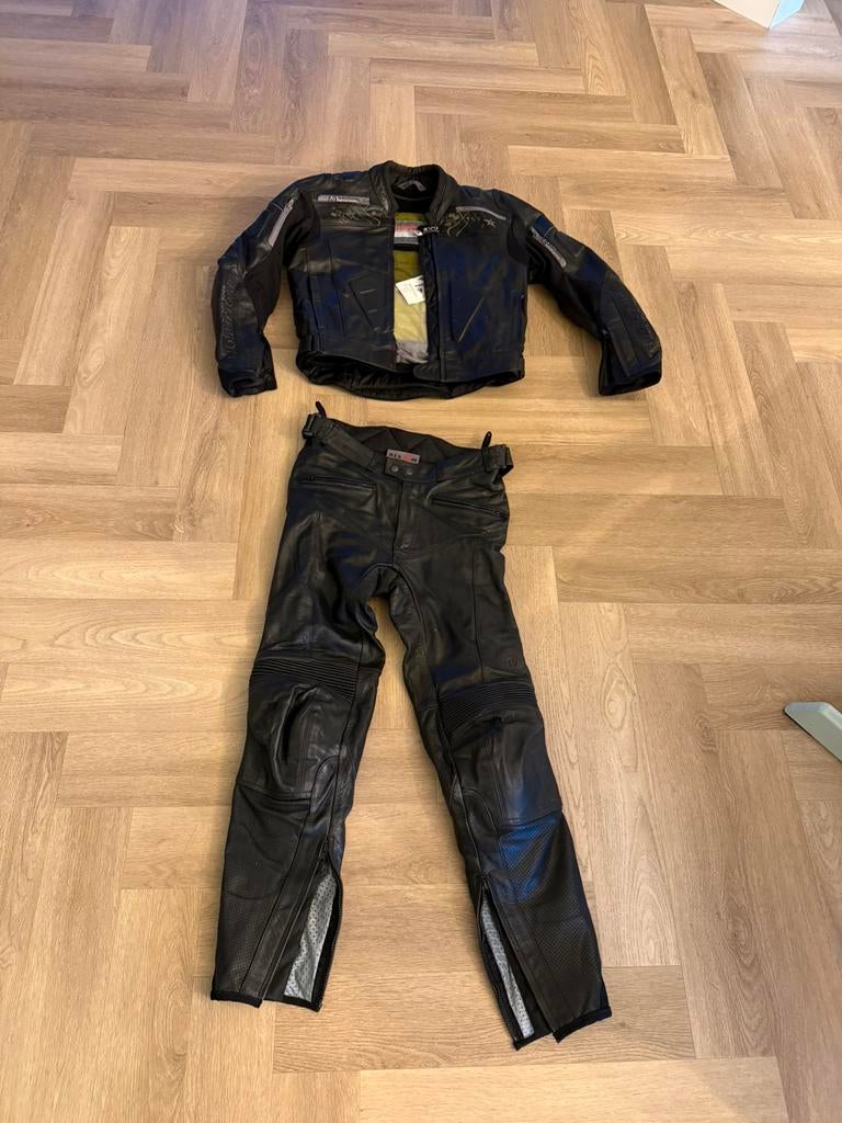 Evolution leren motorpak 2-delig  jas maat 50  broek maat 48, Ophalen, Tweedehands, Combipak