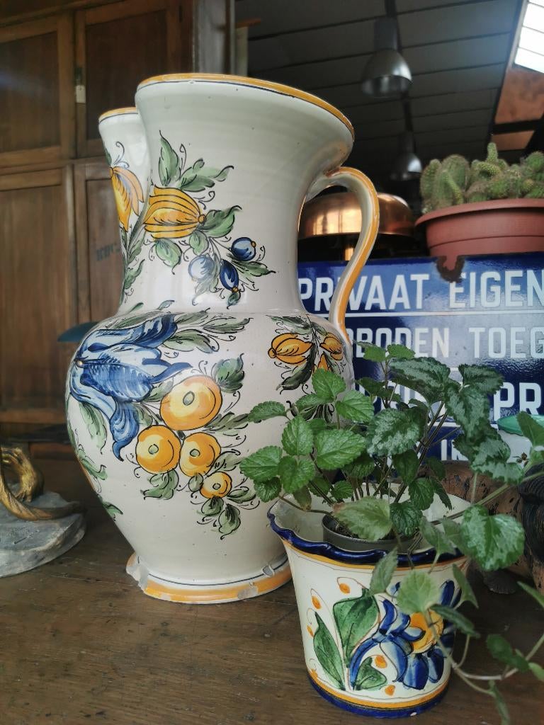 Vintage majolika schenkkan keramiek italiaans, Antiek en Kunst, Ophalen