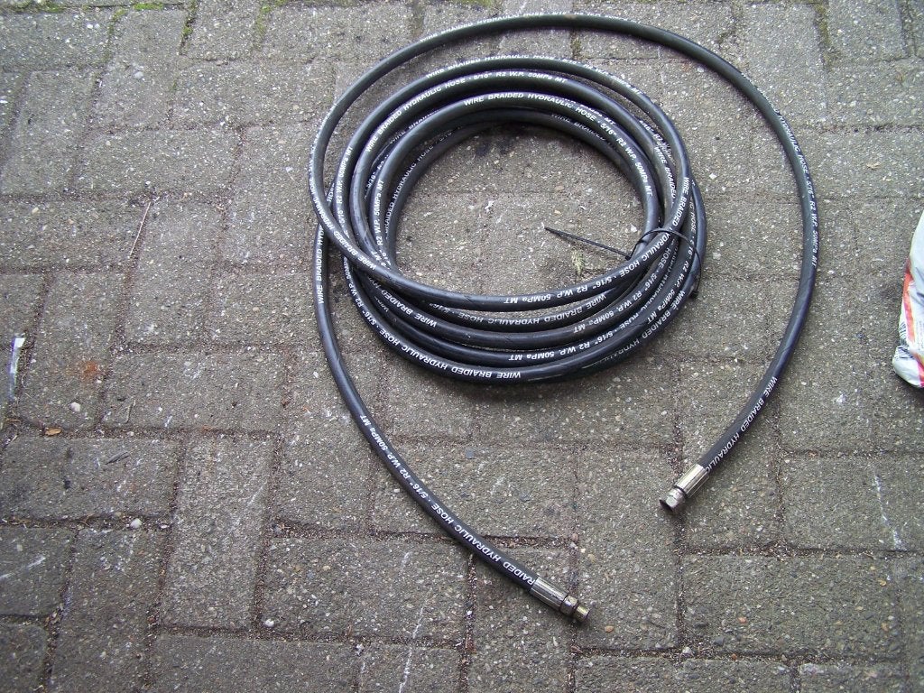 hydrauliekleiding , hydrauliekslang , hydrauliek slang, Ophalen, Zo goed als nieuw