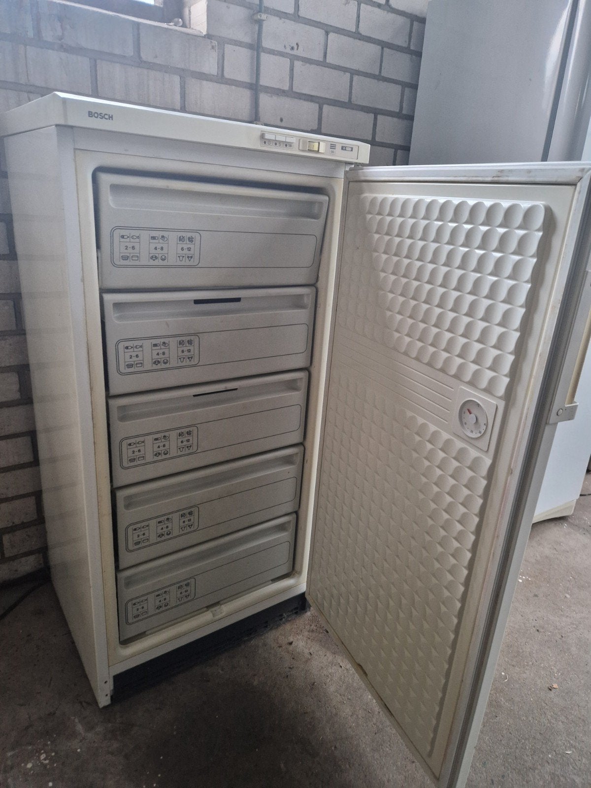 Bosch Freezer - Old but functional, Gebruikt, Minder dan 60 cm, 140 tot 160 cm, Vrijstaand