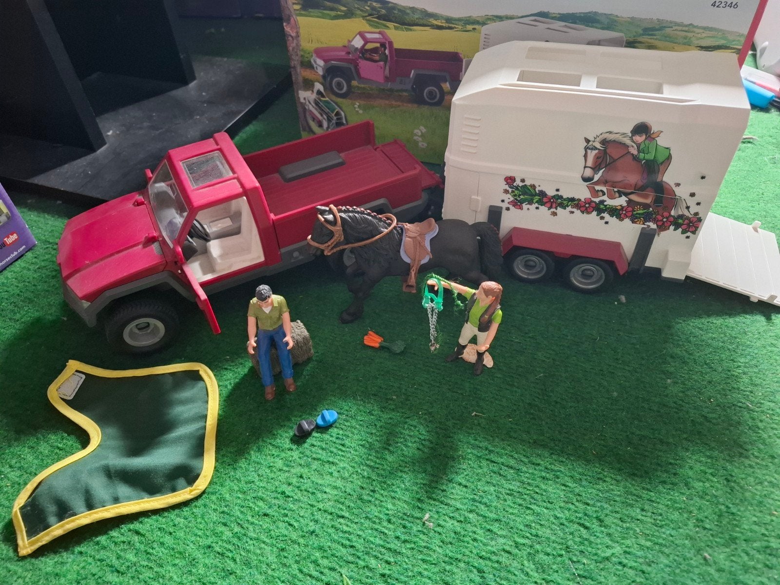 Schleich Horse Club Pick-up met Paardentrailer, Ophalen, Gebruikt