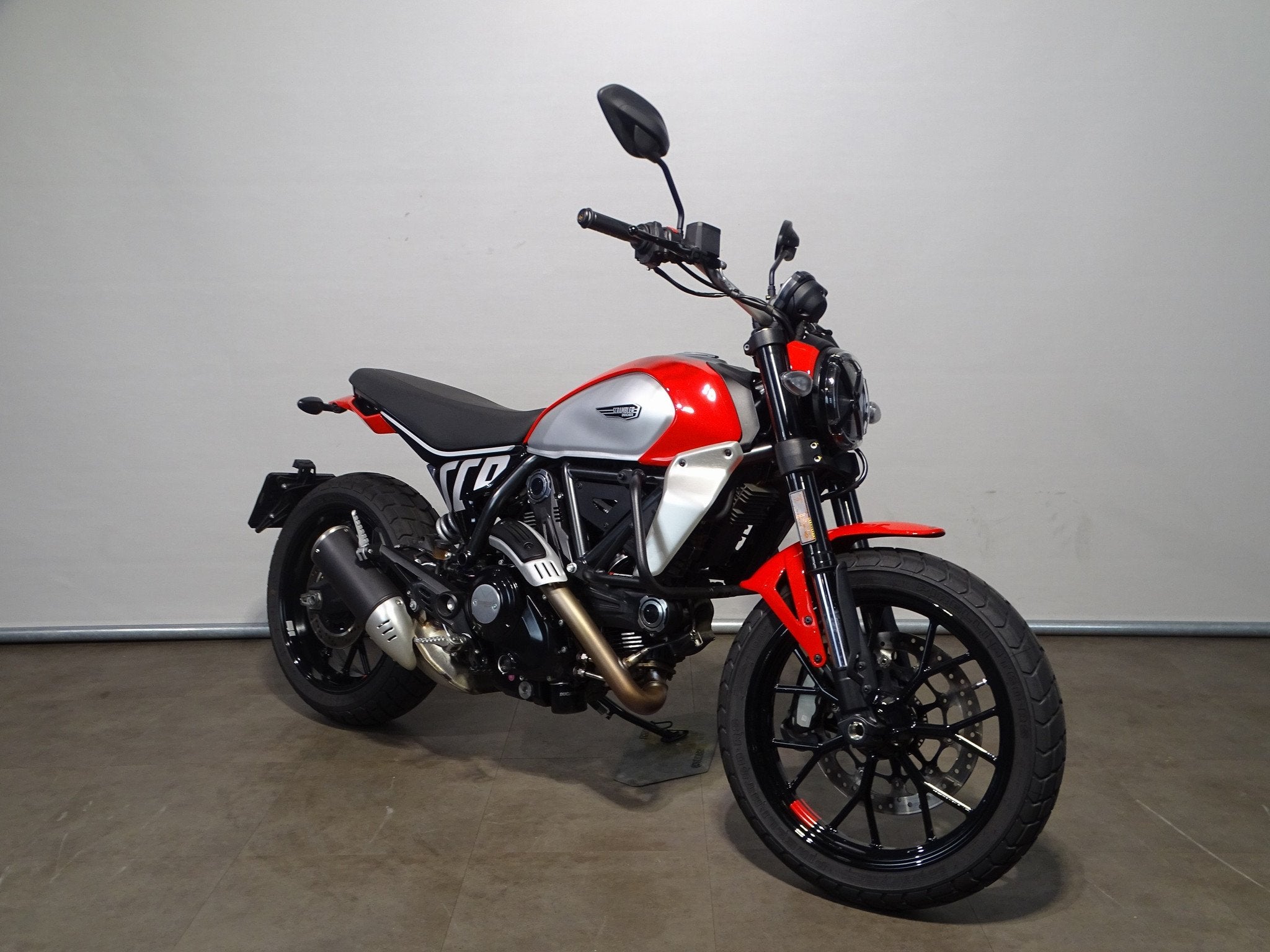 Ducati Scrambler ICON, Meer dan 35 kW, Overig, Gebruikt, Bedrijf