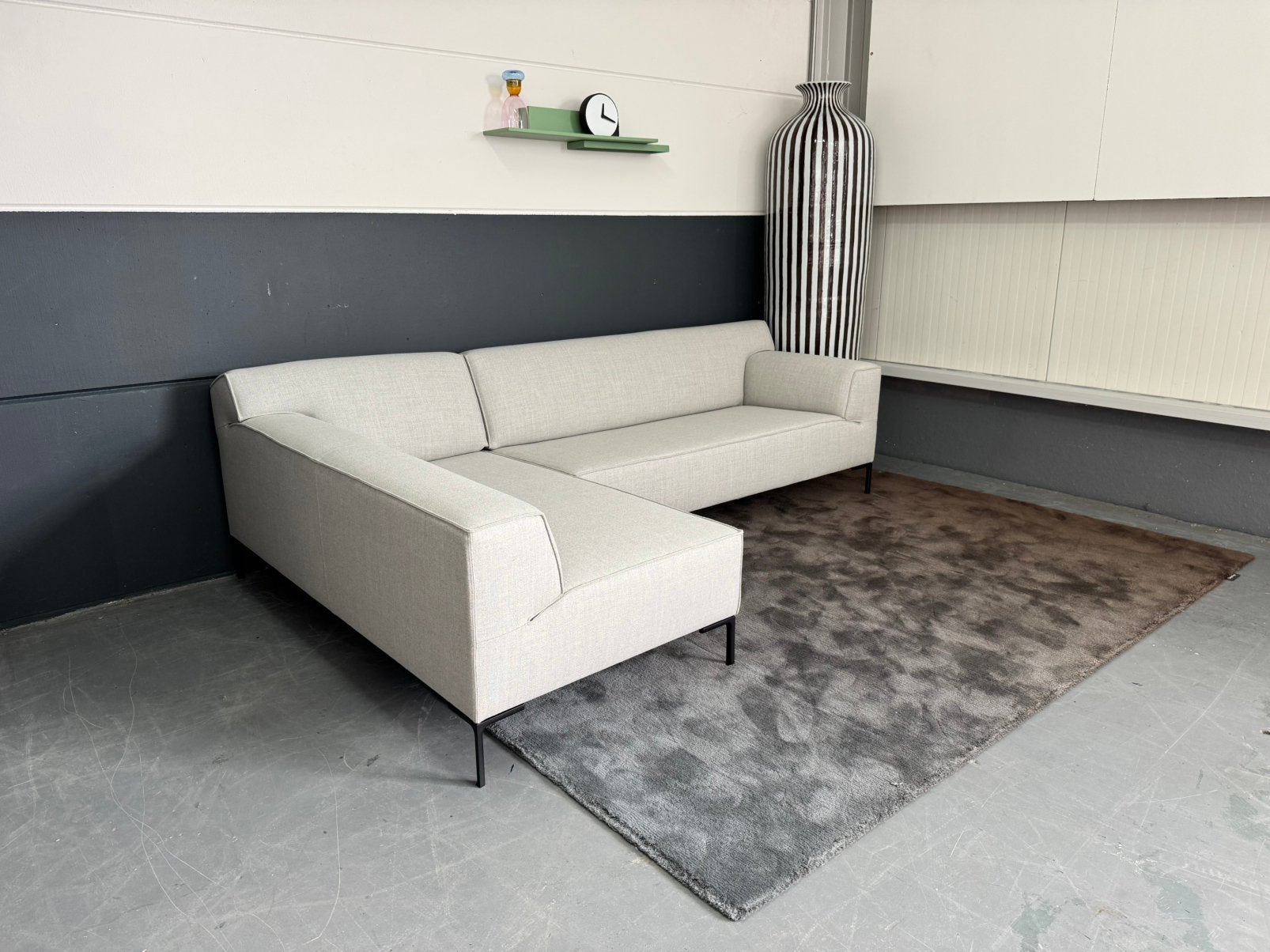 Nieuw Design on Stock Bloq hoekbank | Ploegwool 92, Ophalen, 250 tot 300 cm, Design on Stock, Eyye, Rolf Benz, Artifort, Leolux, Pode