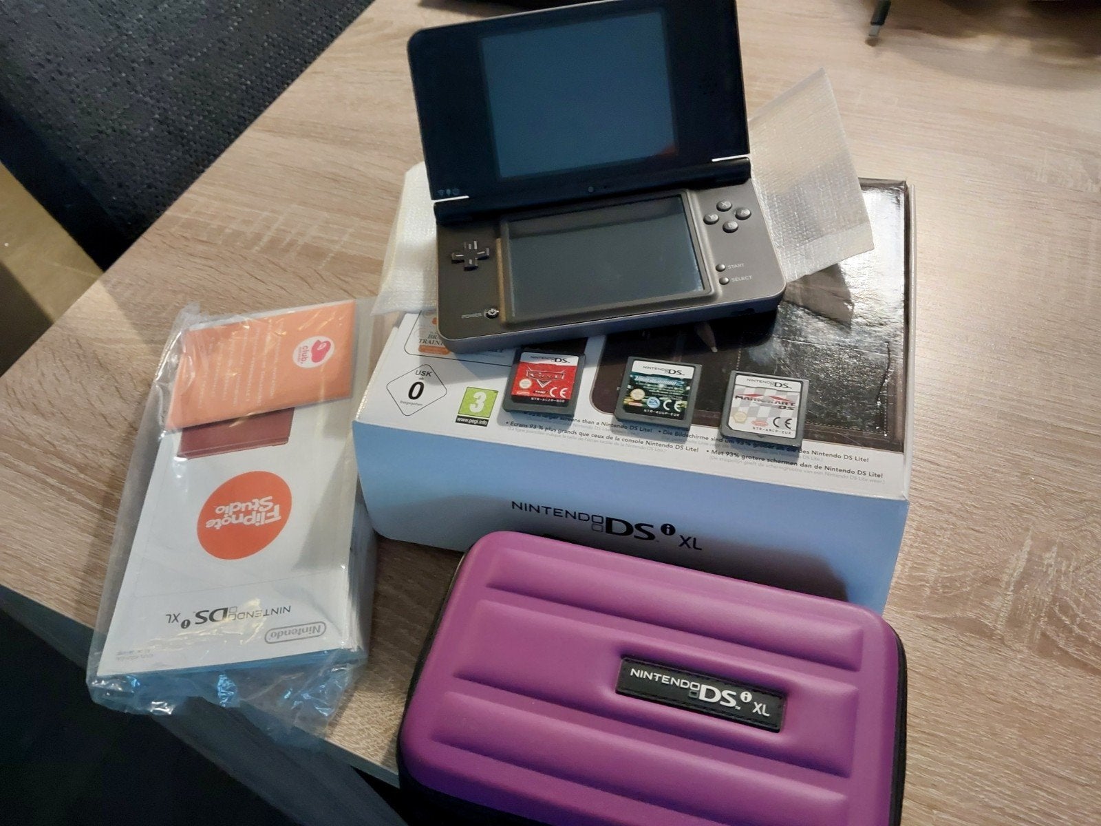 Nintendo DS XL met games en accessoires, Gebruikt, Zwart, Ophalen of Verzenden, Met beschermhoes of tas
