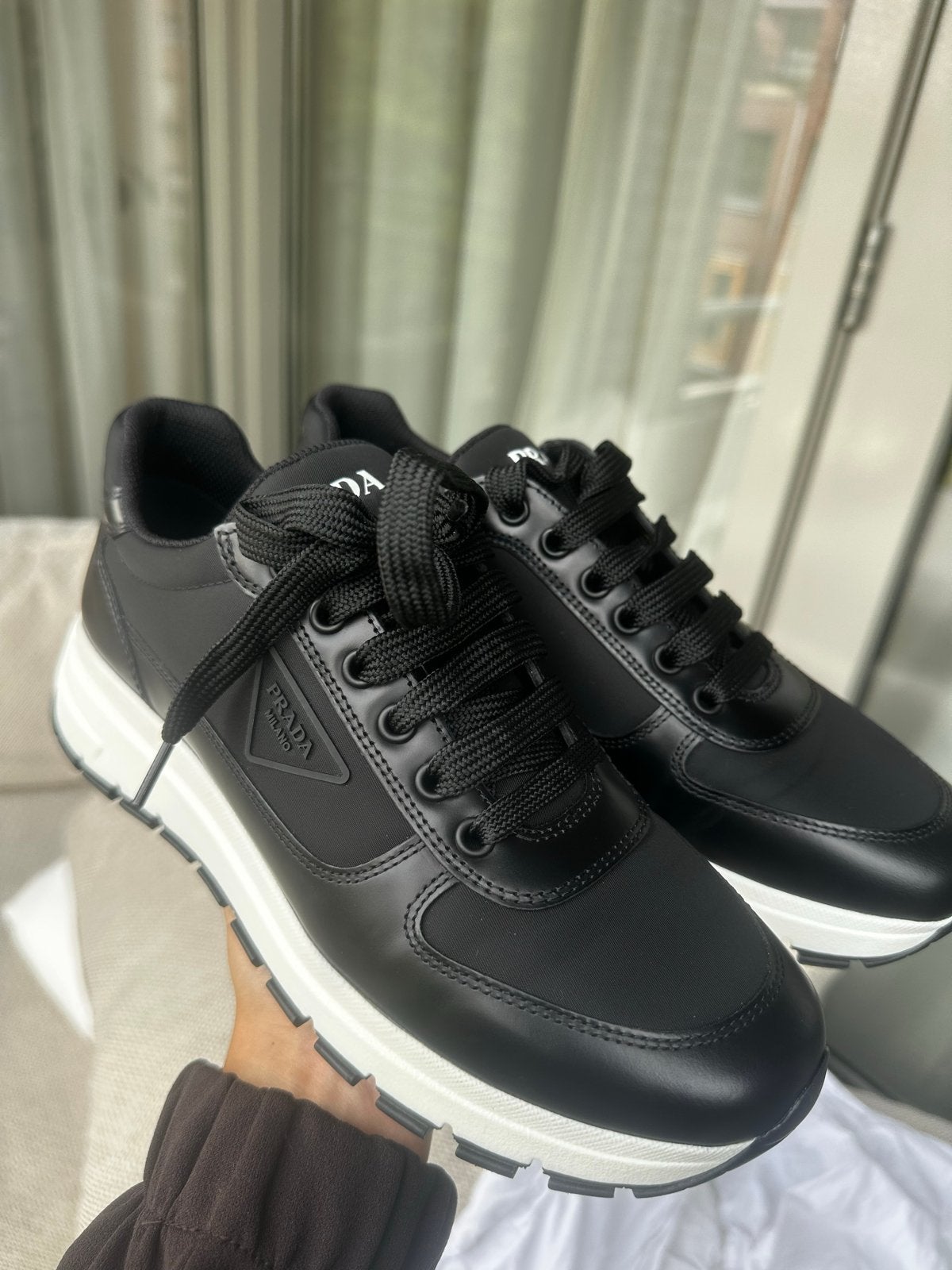 Prada Rois Nylon sneakers zwart/wit – maat 38,5/39, Kleding | Dames, Zwart, Nieuw, Ophalen of Verzenden, Sneakers of Gympen
