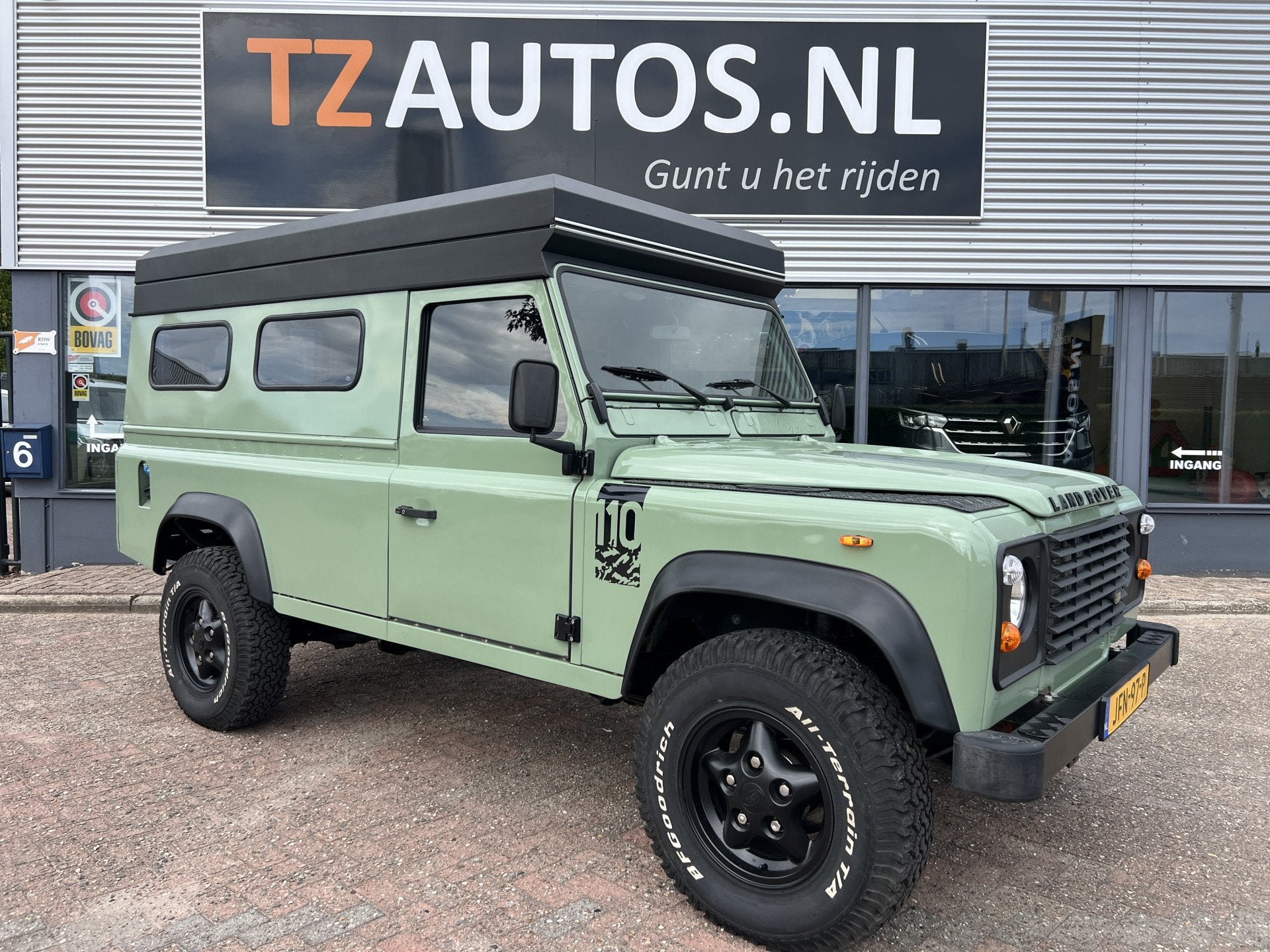 Land Rover Defender 110 2.5 200Tdi Expeditech (bj 1992), Caravans en Kamperen, Overige merken, Uranusweg 6
8938AJ  LEEUWARDEN, NL