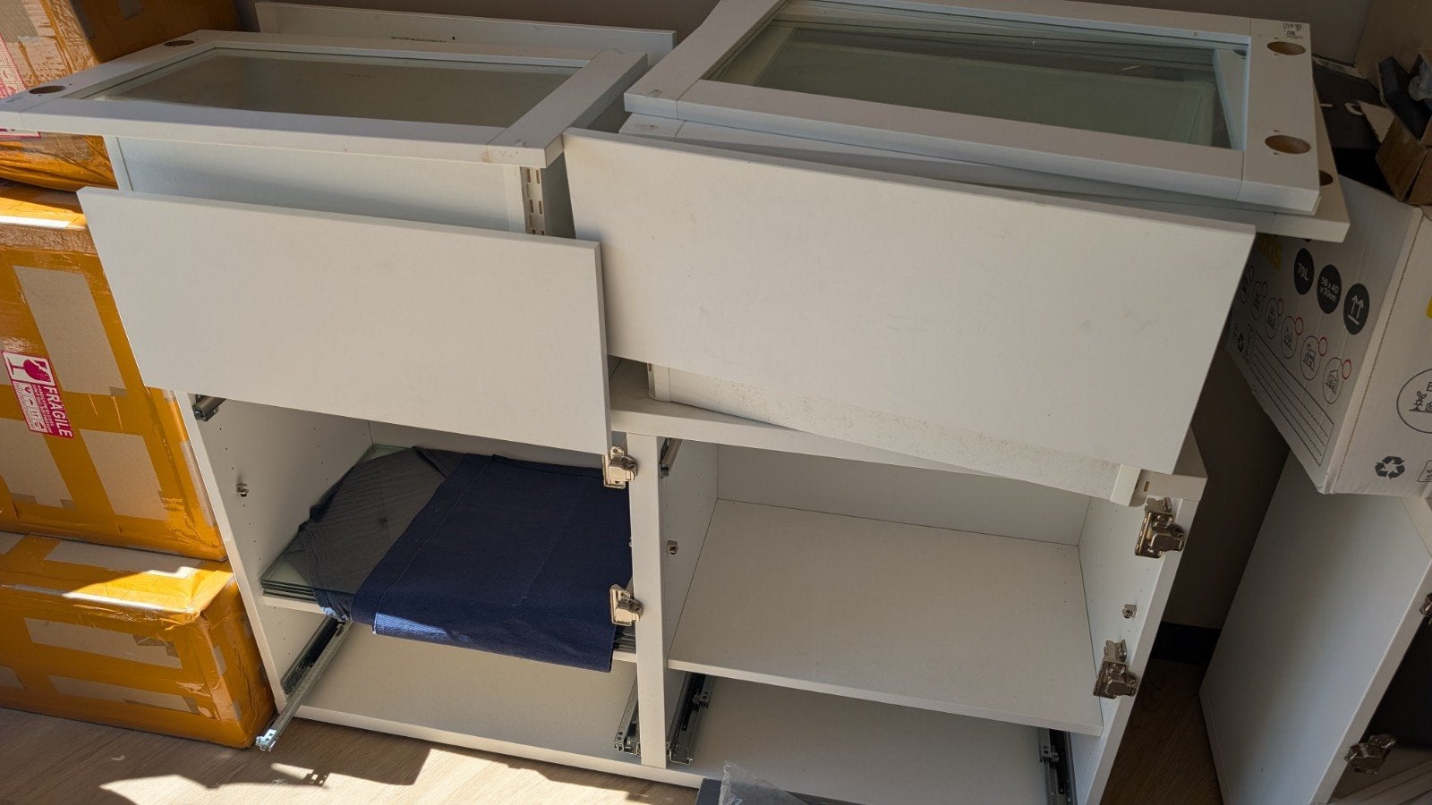 Ikea Besta + Sindvik, Ophalen, Modern, Functioneel, Zo goed als nieuw, 25 tot 50 cm