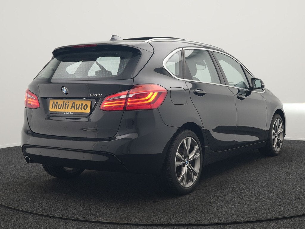 BMW 2 Serie Active Tourer 218i High Executive 136pk Dealer O, 1345 kg, Gebruikt, Zwart, Bedrijf