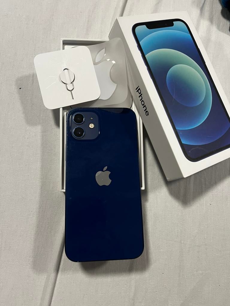 iPhone 12 Blauw 128GB incl. 2 hoesjes + screenprotector, Telecommunicatie, Mobiele telefoons | Apple iPhone, 80 %, 128 GB, Blauw