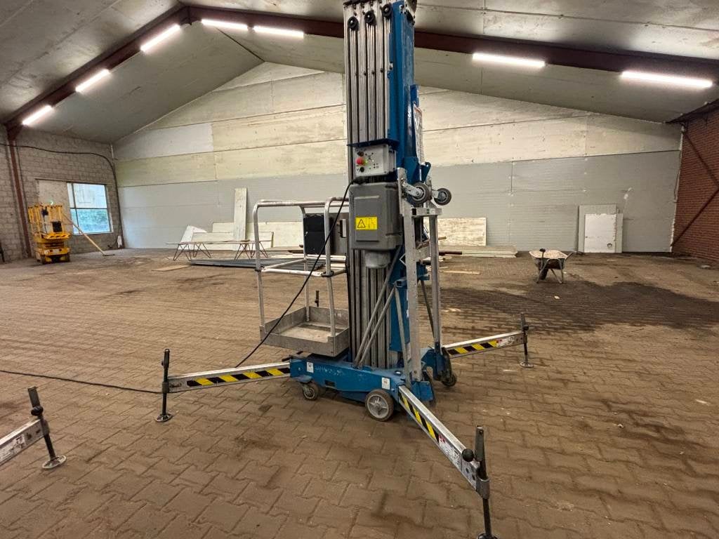 Genie AWP 40 S 14 meter mastlift Genie AWP 40s (bj 2015)