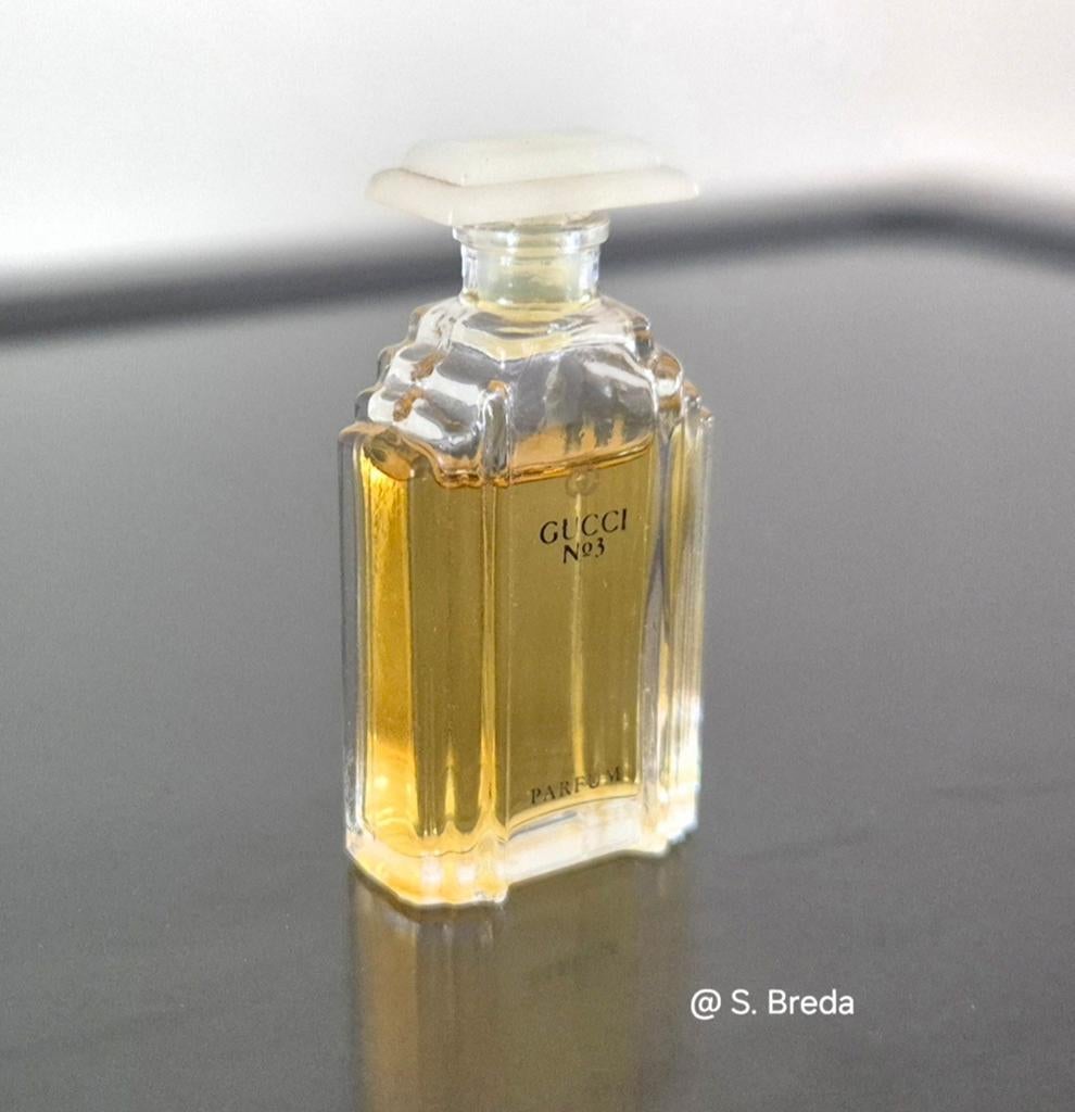 Gucci - No 3 - Parfum miniatuur 4 ml, Verzamelen, Ophalen of Verzenden, Zo goed als nieuw, Miniatuur, Gevuld
