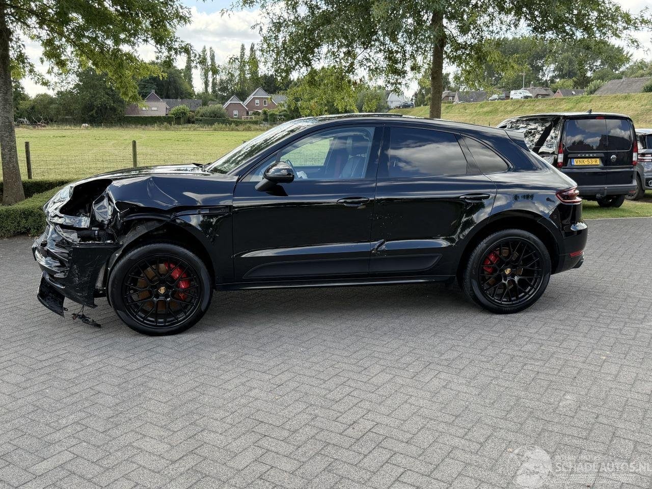 Porsche Macan 3.0 GTS AWD / Panorama / Leer (bj 2017)