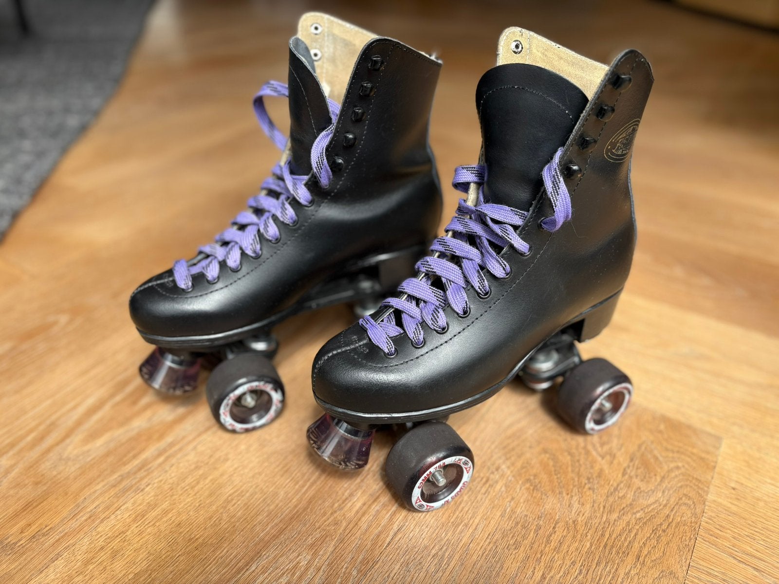 Klassieke zwarte leren rollerskates, maat 41, Overige merken, Gebruikt, Overige typen, Ophalen of Verzenden