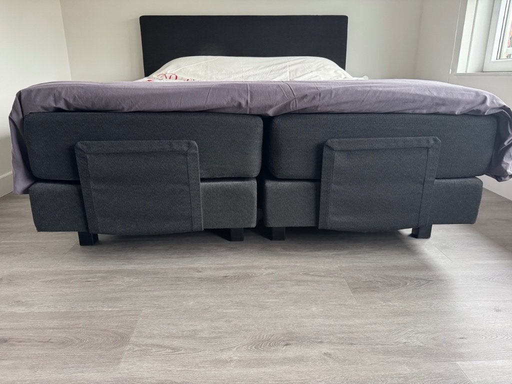 Swiss Sense twee-persoons boxspring met elektrische bodem., Ophalen, Tweepersoons, Zo goed als nieuw, 200 cm