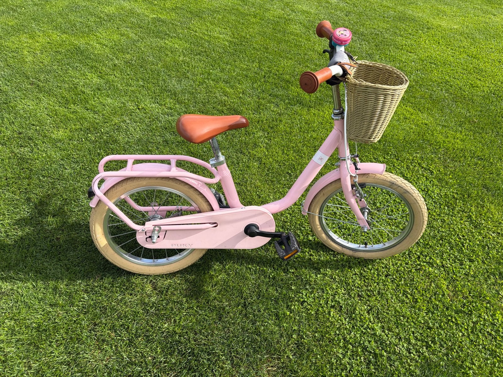 Retro Puky Youke kinderfiets 16 inch roze met mandje, Fietsen en Brommers, Ophalen, Gebruikt, Velgrem, 16 tot 20 inch