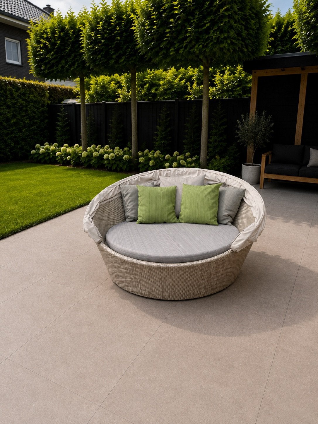 Dedon Orbit ligbed, Tuin en Terras, Ophalen, Zo goed als nieuw, Aluminium, Verrijdbaar