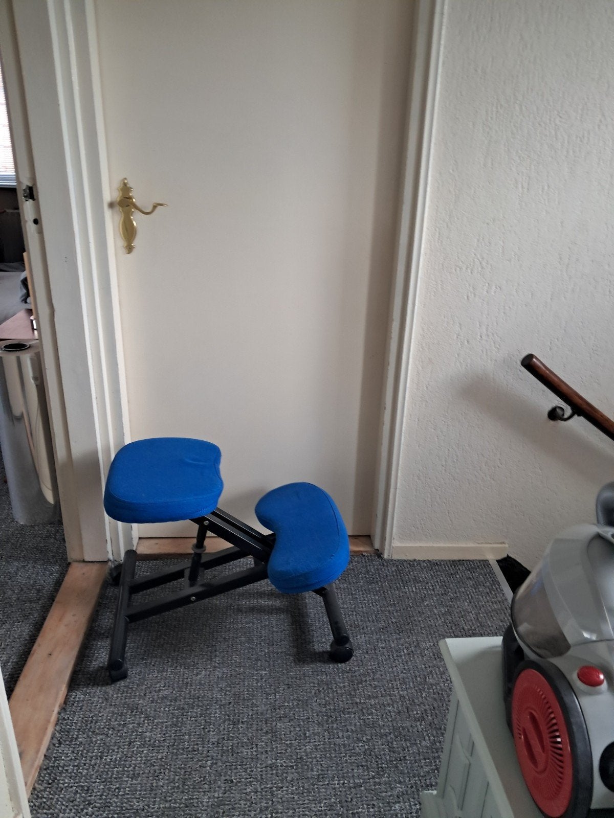 kniestoeltje, Huis en Inrichting, Ophalen, Eén