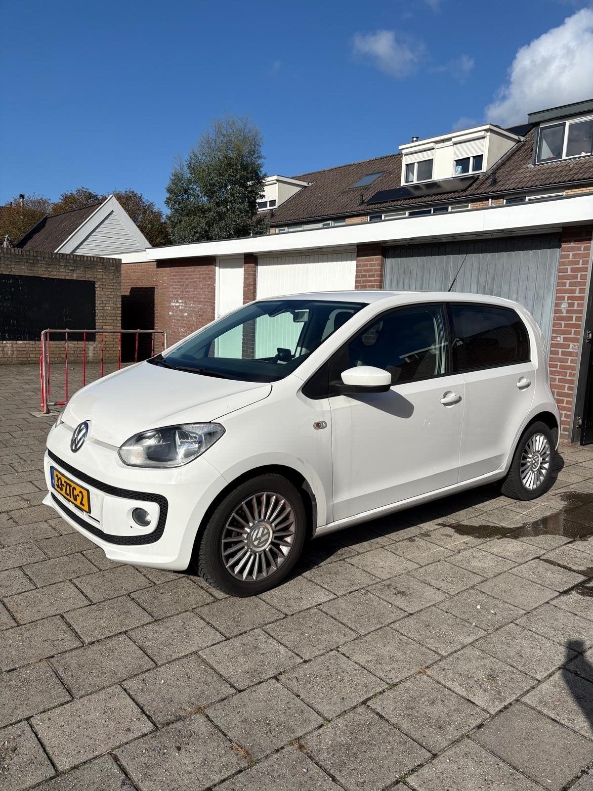Volkswagen up! 1.0 44KW 2013 Wit, Auto's, Voorwielaandrijving, Up!, 840 kg, 4 stoelen
