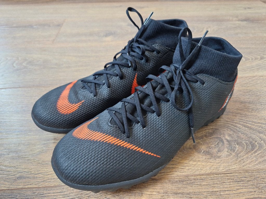 Nike MercurialX TF - Maat 42.5 (Zo goed als nieuw), Schoenen, Zo goed als nieuw, Maat M, Ophalen of Verzenden