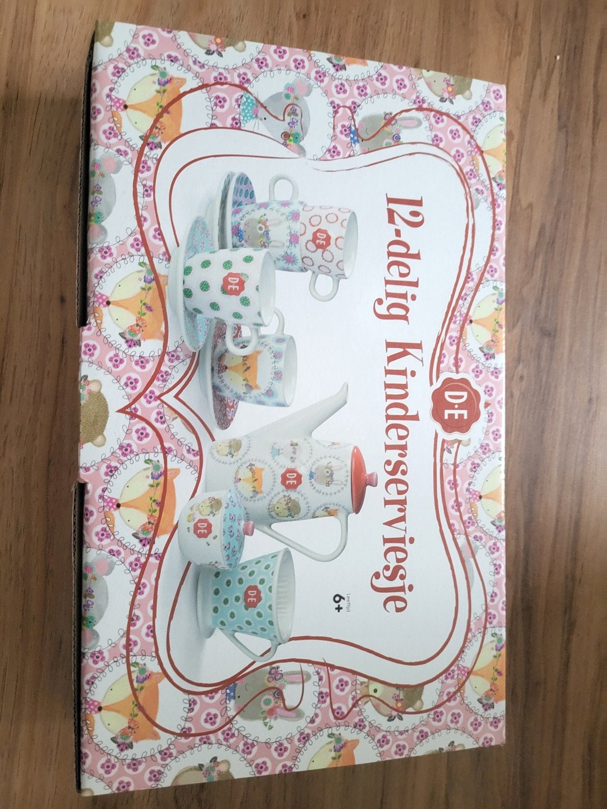 Douwe Egberts Kinderservies 12-delig - Nieuw in doos, Ophalen of Verzenden, Nieuw, Jongen of Meisje