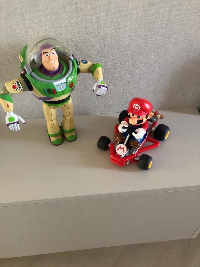 Disney, Ophalen of Verzenden, Overige figuren, Zo goed als nieuw, Beeldje of Figuurtje