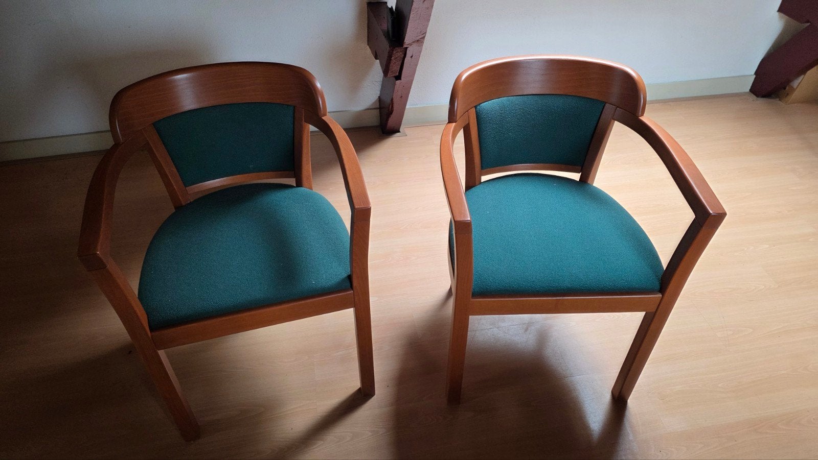 Twee Vintage IKEA Stoelen - Hout en Groene Stof, Huis en Inrichting, Ophalen