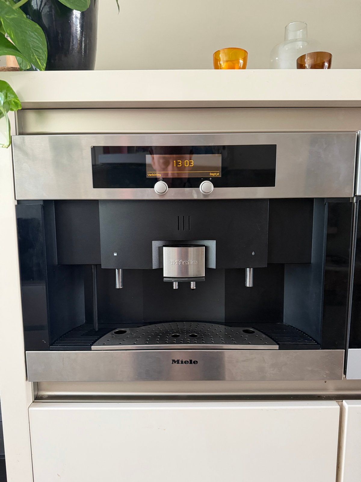 Miele inbouw koffiemachine - Espresso, Koffie, Cappuccino, Ophalen, Gebruikt, Koffiemachine, Koffiebonen