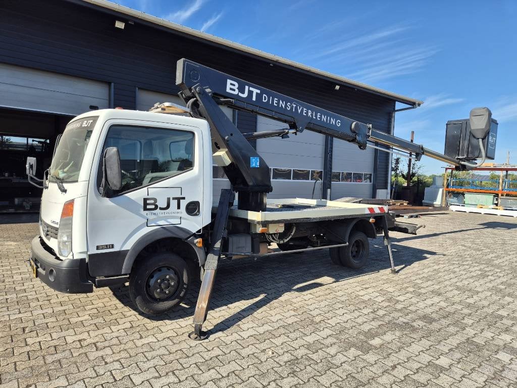 Nissan Cabstar 35.11 auto hoogwerker B rijbewijs! CABSTA