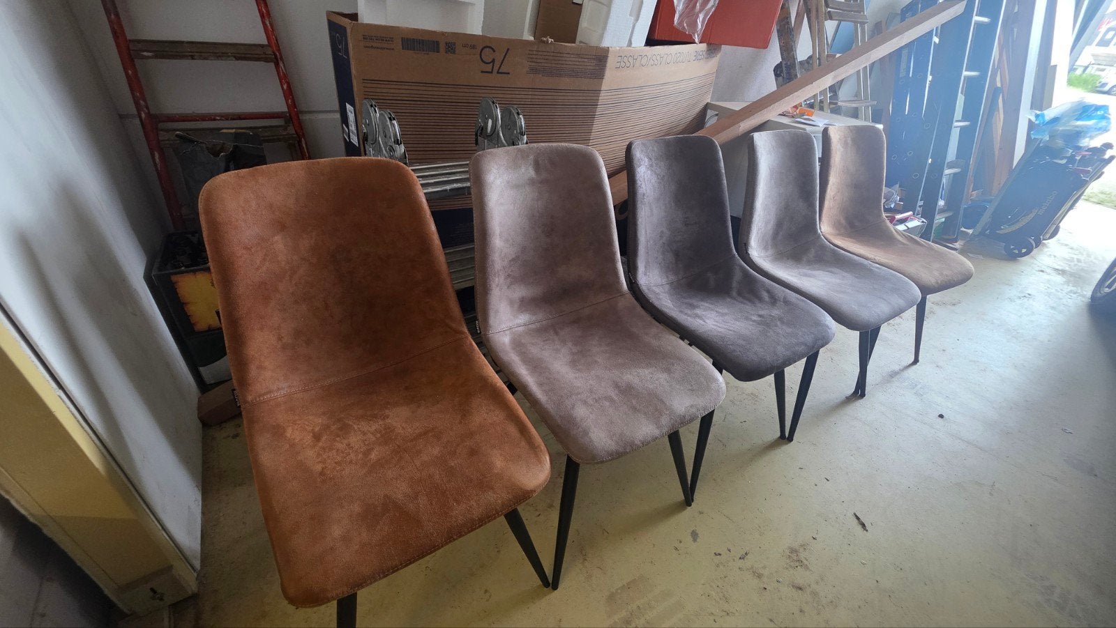 Set van 5 eetkamerstoelen in verschillende bruintinten, Huis en Inrichting, Stoelen, Ophalen, Gebruikt, Overige kleuren, Modern, Industrieel