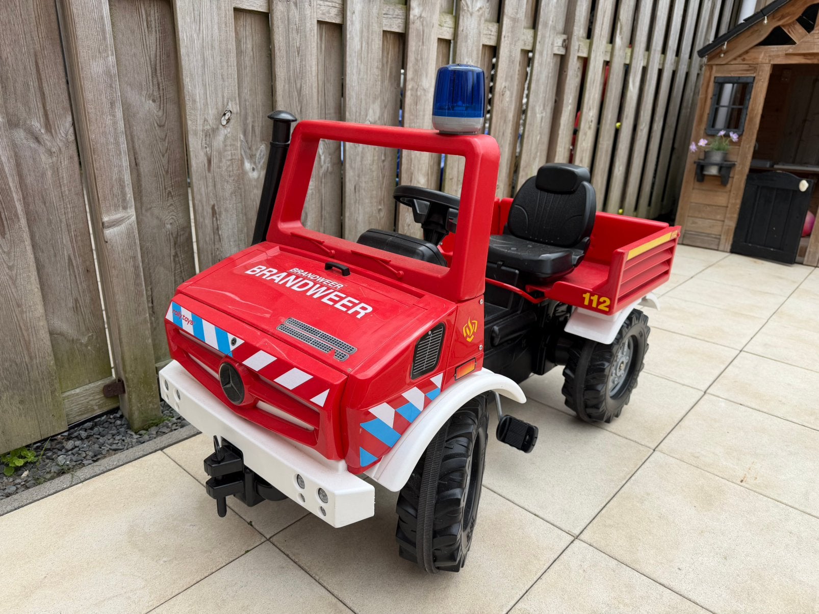 Rolly toys branweer auto met trappers, Ophalen, Zo goed als nieuw, Overige merken