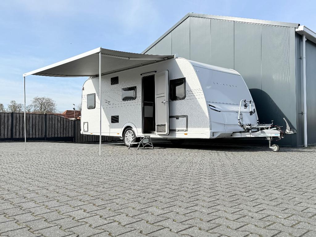 Tabbert 550 DMK stapelbed mover cassetteluifel Fietsendrager, Rondzit, Tabbert, Bedrijf, Dwarsbed