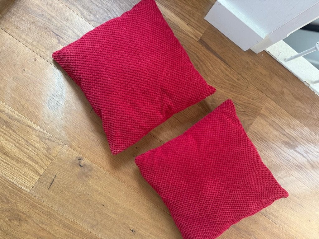 2 Kussens, Ophalen, Zo goed als nieuw, Vierkant