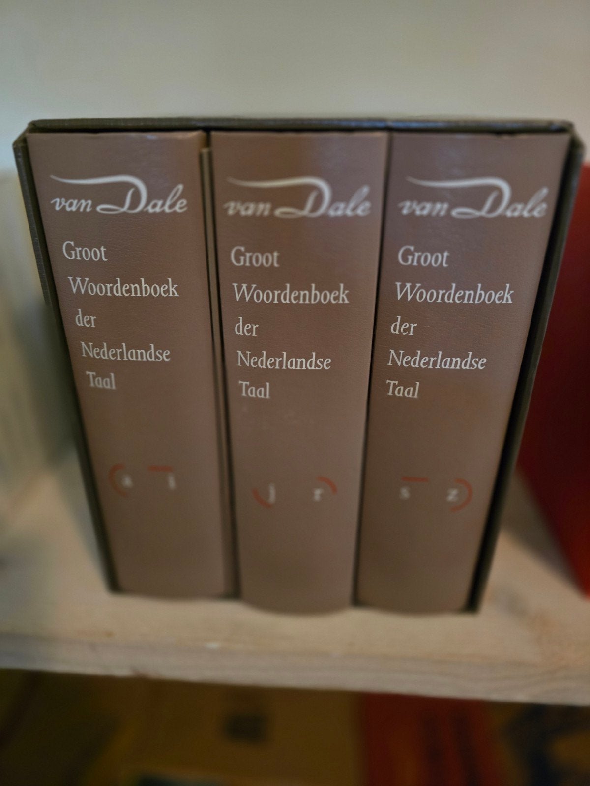 Van Dale Groot Woordenboek der Nederlandse Taal (3 delen), Boeken, Ophalen, Zo goed als nieuw, Van Dale, Nederlands