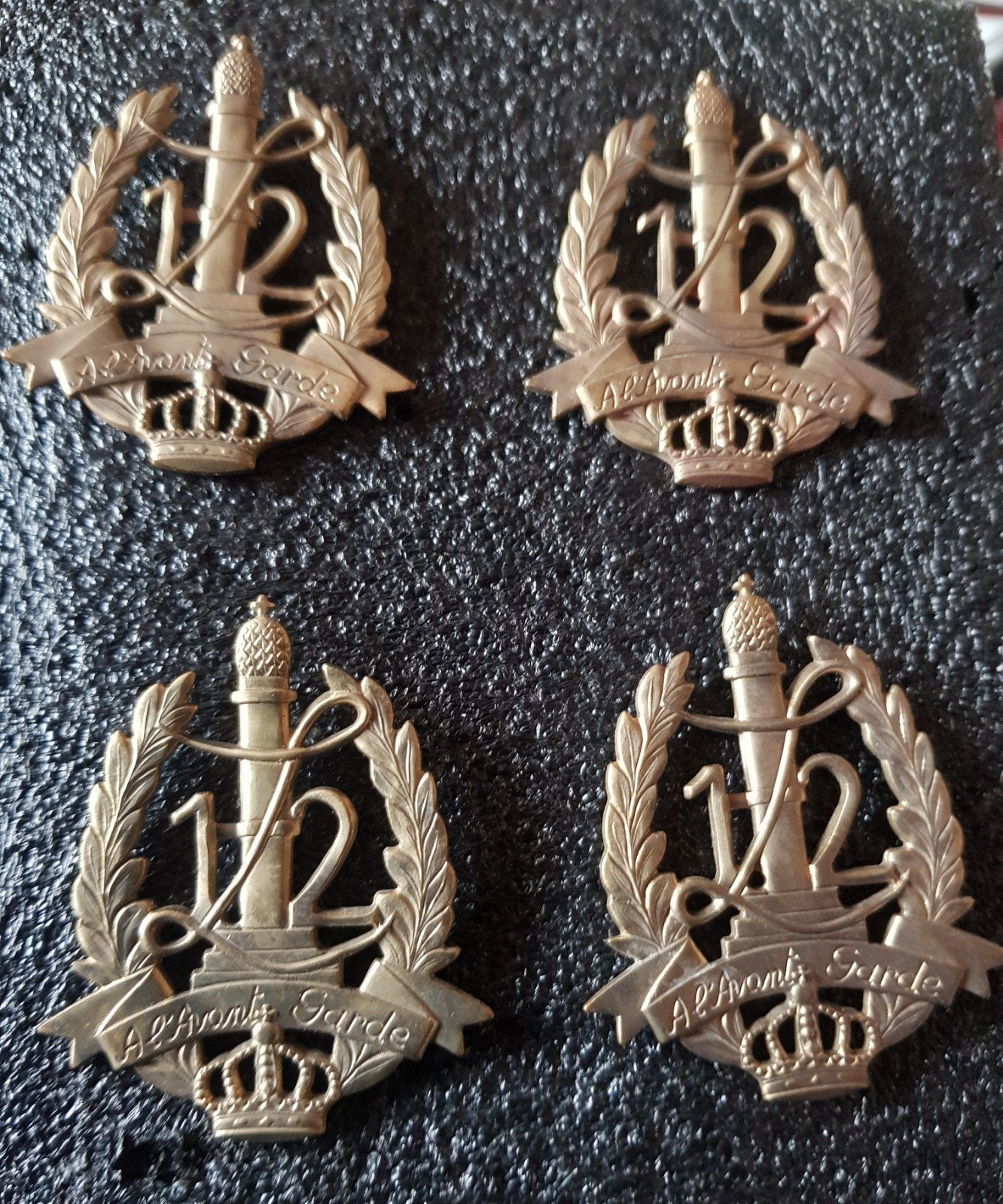 Belgische baret emblemen., Ophalen of Verzenden, Landmacht, Overige gebieden, Embleem of Badge