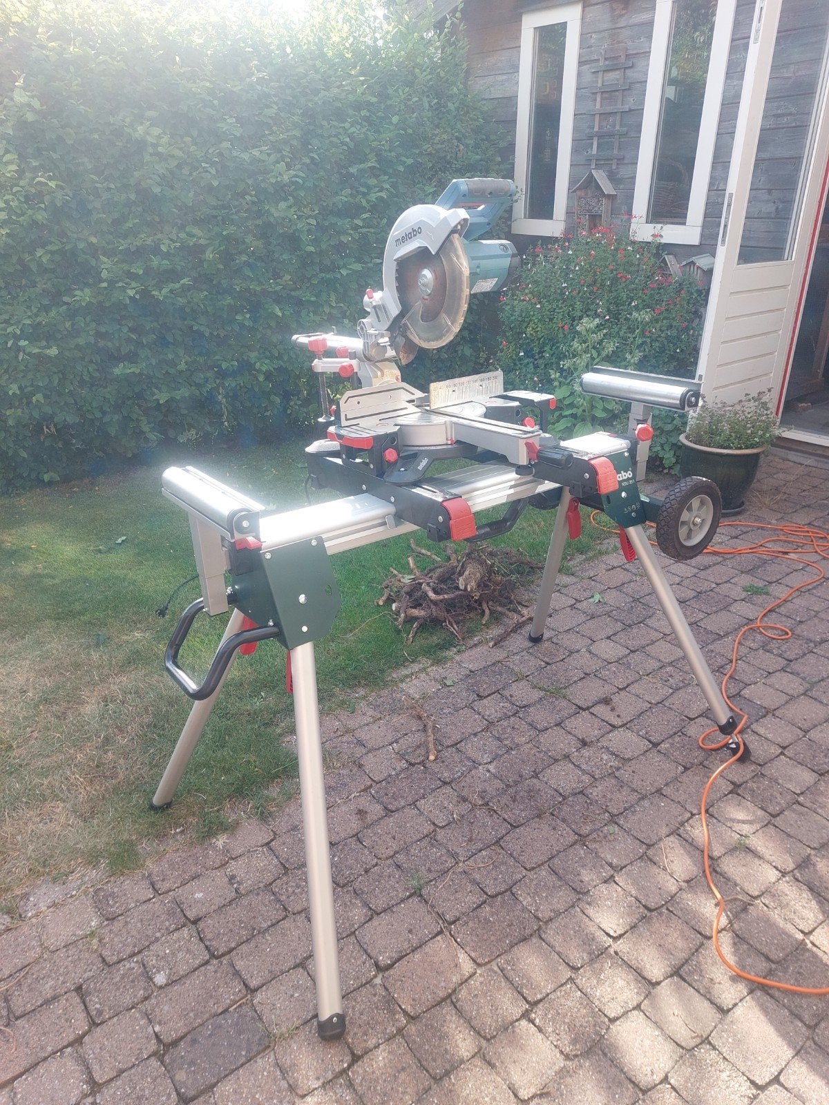 Metabo Afkortzaag KGS 254 M met onderstel KSU 251, Doe-het-zelf en Verbouw, Gereedschap | Zaagmachines, Ophalen, 70 mm of meer