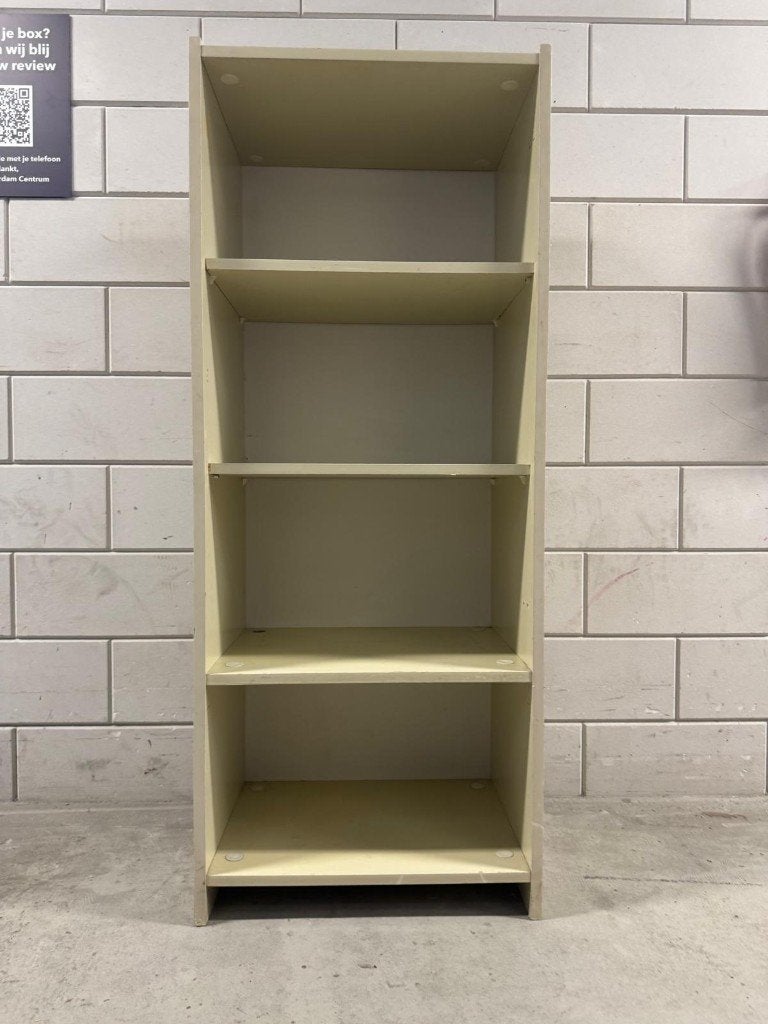 Oude beige boekenkast, Ophalen, Met plank(en), Gebruikt, 100 tot 150 cm