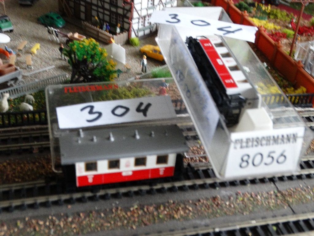N-Spoor: FLM 8056. Adv 304: Passagiersrijtuig 2e klas., Wagon, Ophalen of Verzenden, Zo goed als nieuw, Fleischmann
