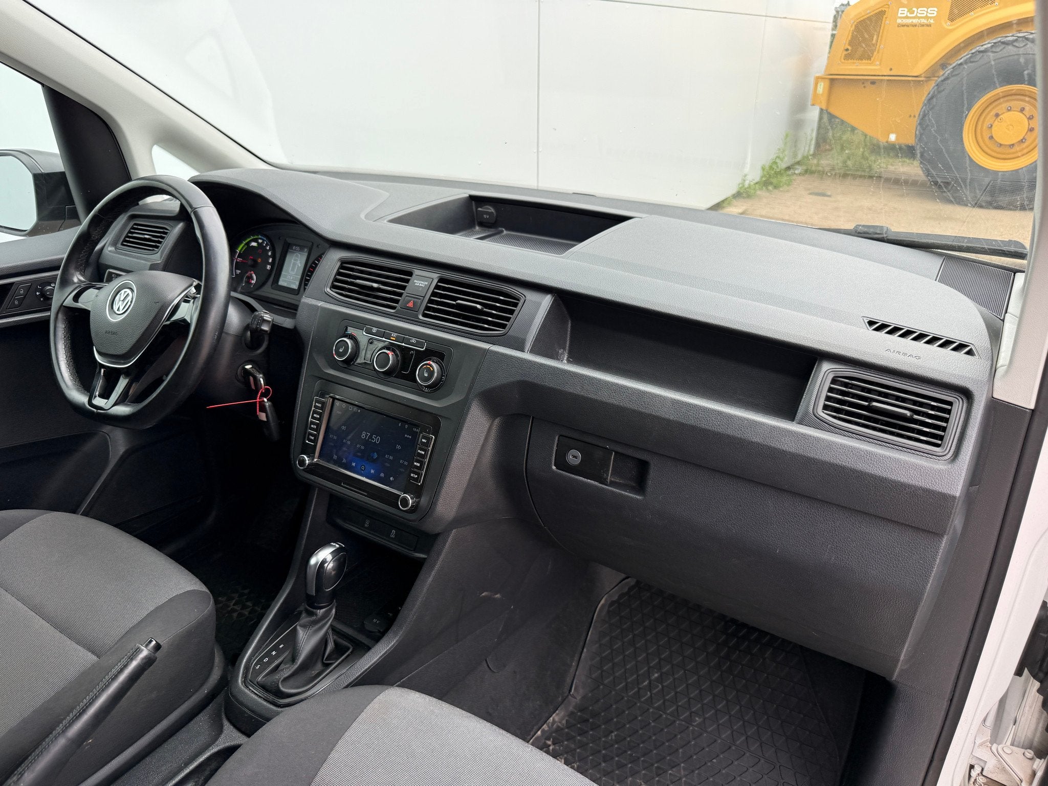 Volkswagen e-Caddy 37kWh 113PK L2H1 Elektrisch Caddy ABT Max, Automaat, 0 cilinders, Gebruikt, 750 kg