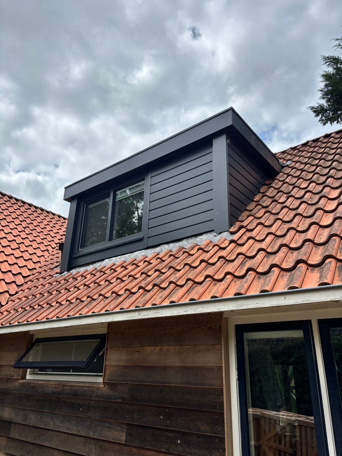 Dakkapel onderhoud/ reparaties., Overige materialen, Overige kleuren, Overige typen, Ophalen of Verzenden