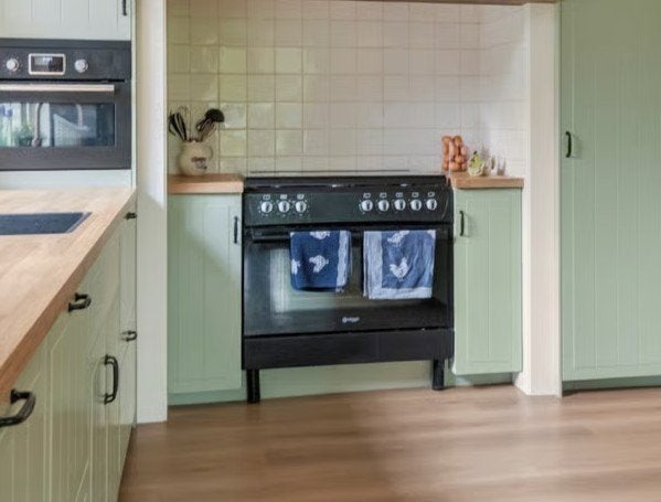 Wiggo Vrijstaande Oven met 6-pit Gasfornuis - Zwart, Witgoed en Apparatuur, Fornuizen, Ophalen, Gebruikt, 60 cm of meer, Grill