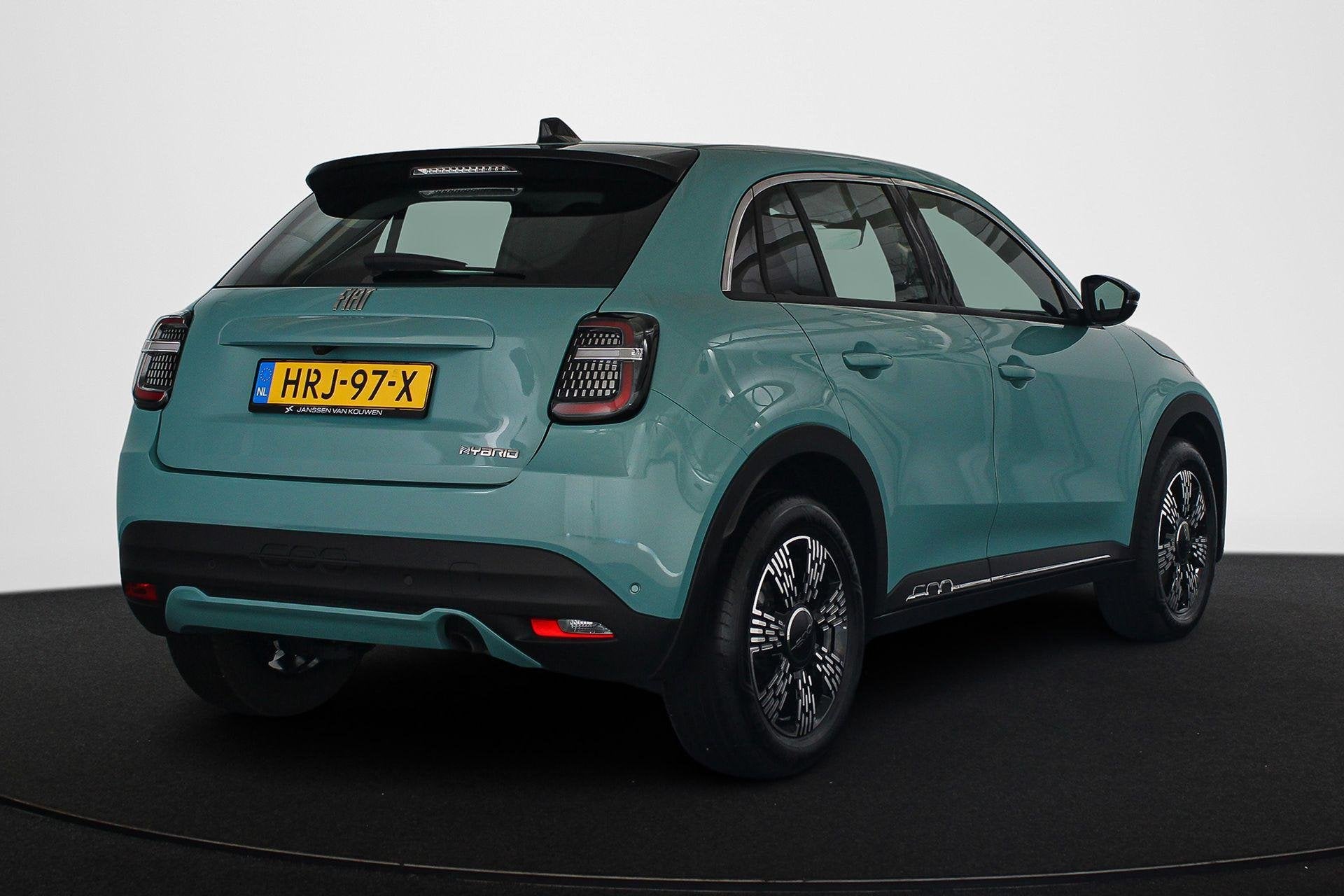 Fiat 600 1.2 Hybrid Urban Stoelverwarming Keyless Camera App, Auto's, Stof, Gebruikt, 1199 cc, Blauw