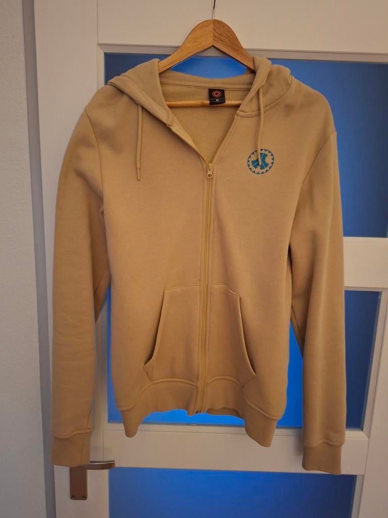 Defqon.1 Vest - Zo goed als nieuw, Kleding | Heren, Maat 48/50 (M), Beige, Ophalen of Verzenden, Zo goed als nieuw