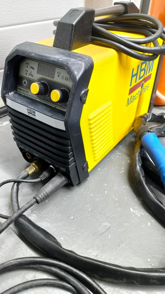 HBM 200 TIG lasapparaat, Doe-het-zelf en Verbouw, Gereedschap | Lasapparaten, Ophalen, Zo goed als nieuw, 150 tot 250 ampère, Tig