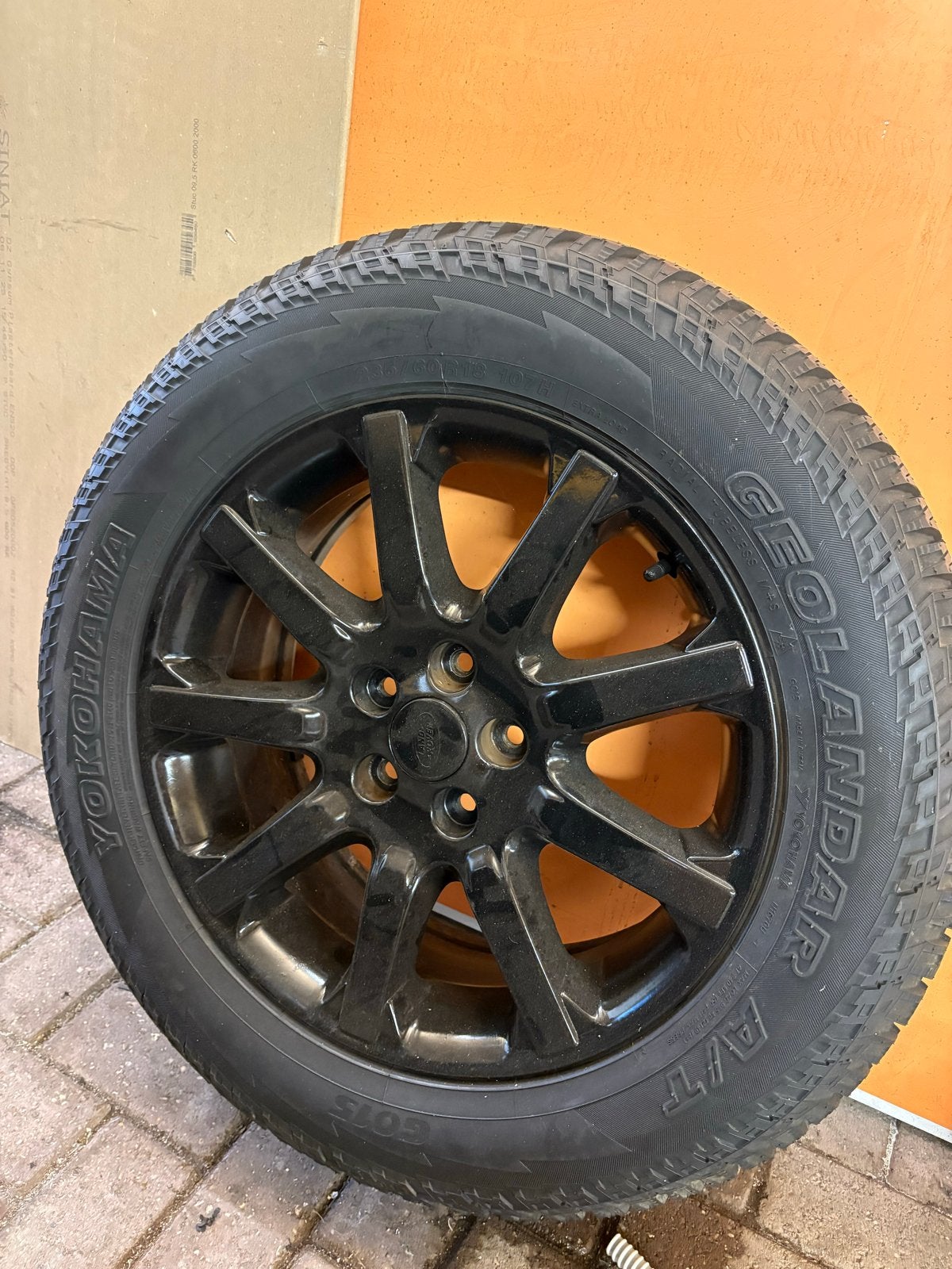 5x Yokohama Geolandar A/T G015 banden 235/60R18 107H, Ophalen, 18 inch, Gebruikt, Banden en Velgen
