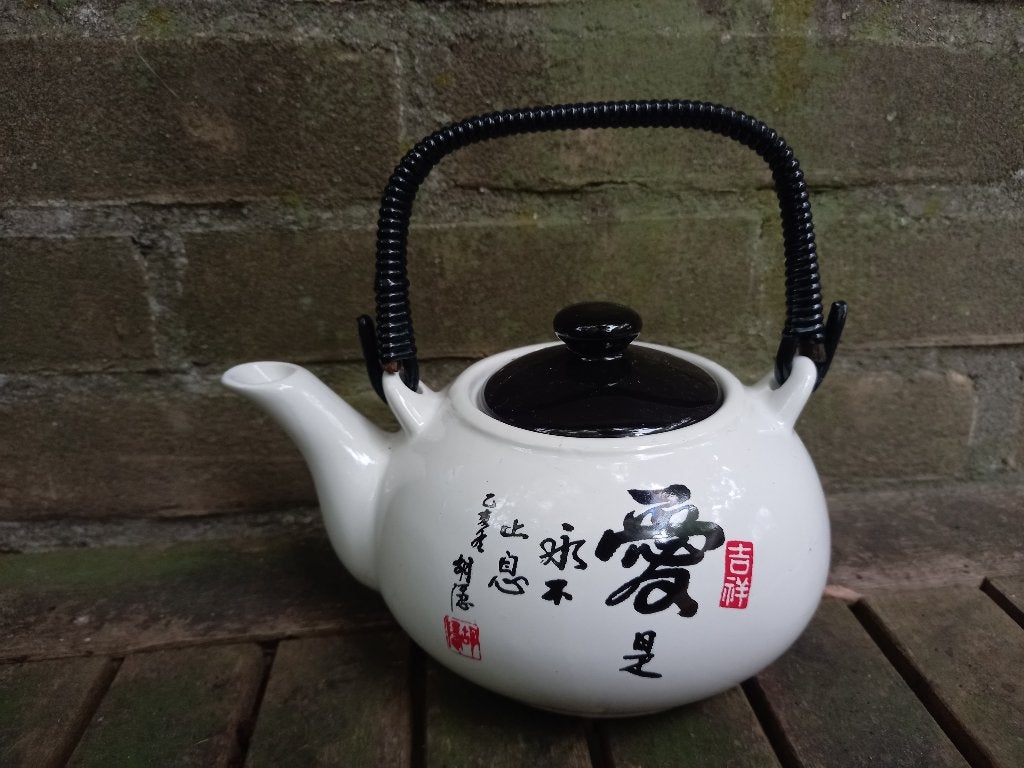 Chinees theepotje, Theepot/fluitketel, Ophalen of Verzenden, Zo goed als nieuw, Steen/keramiek