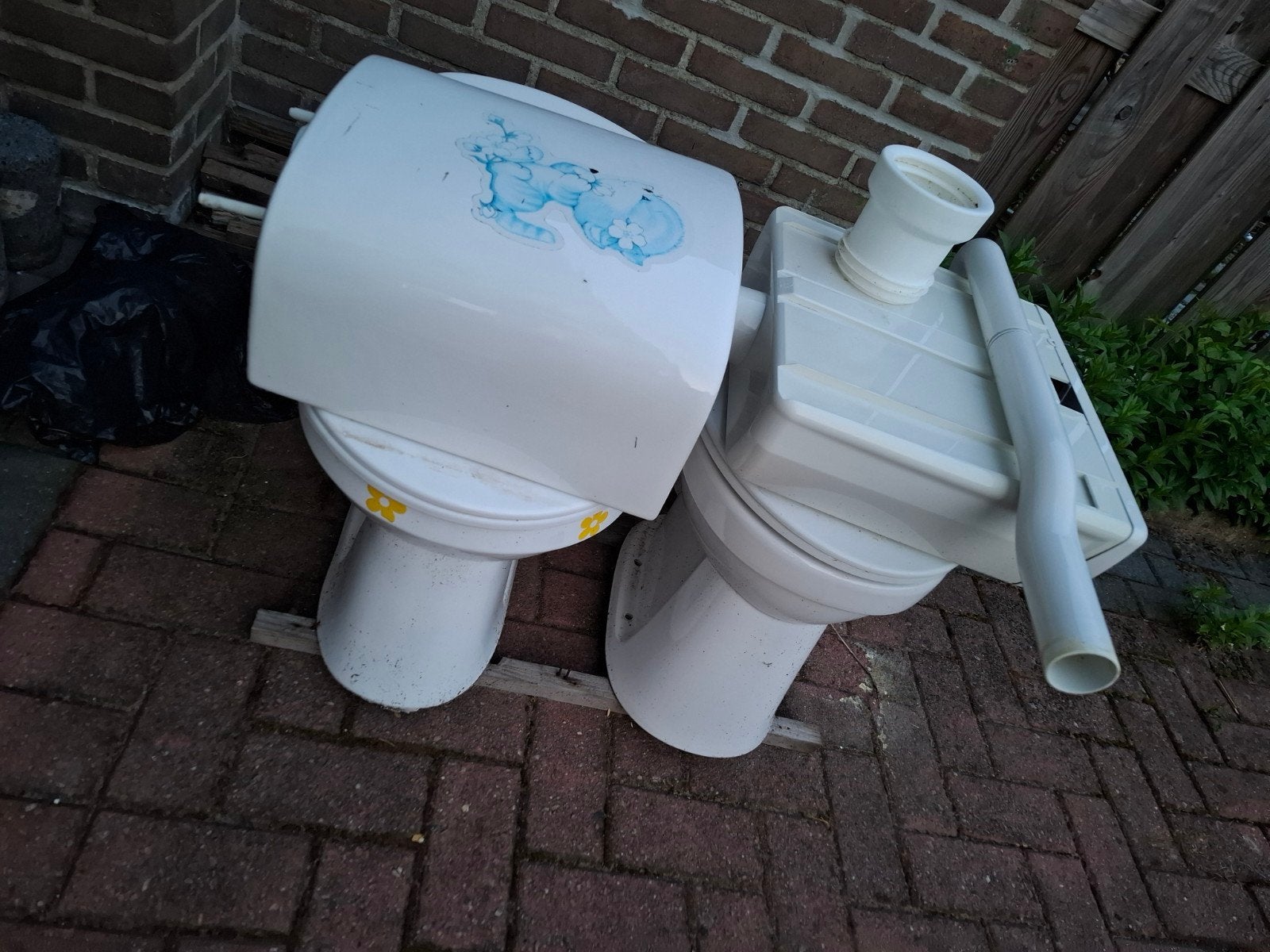 2x wc te koop, Ophalen