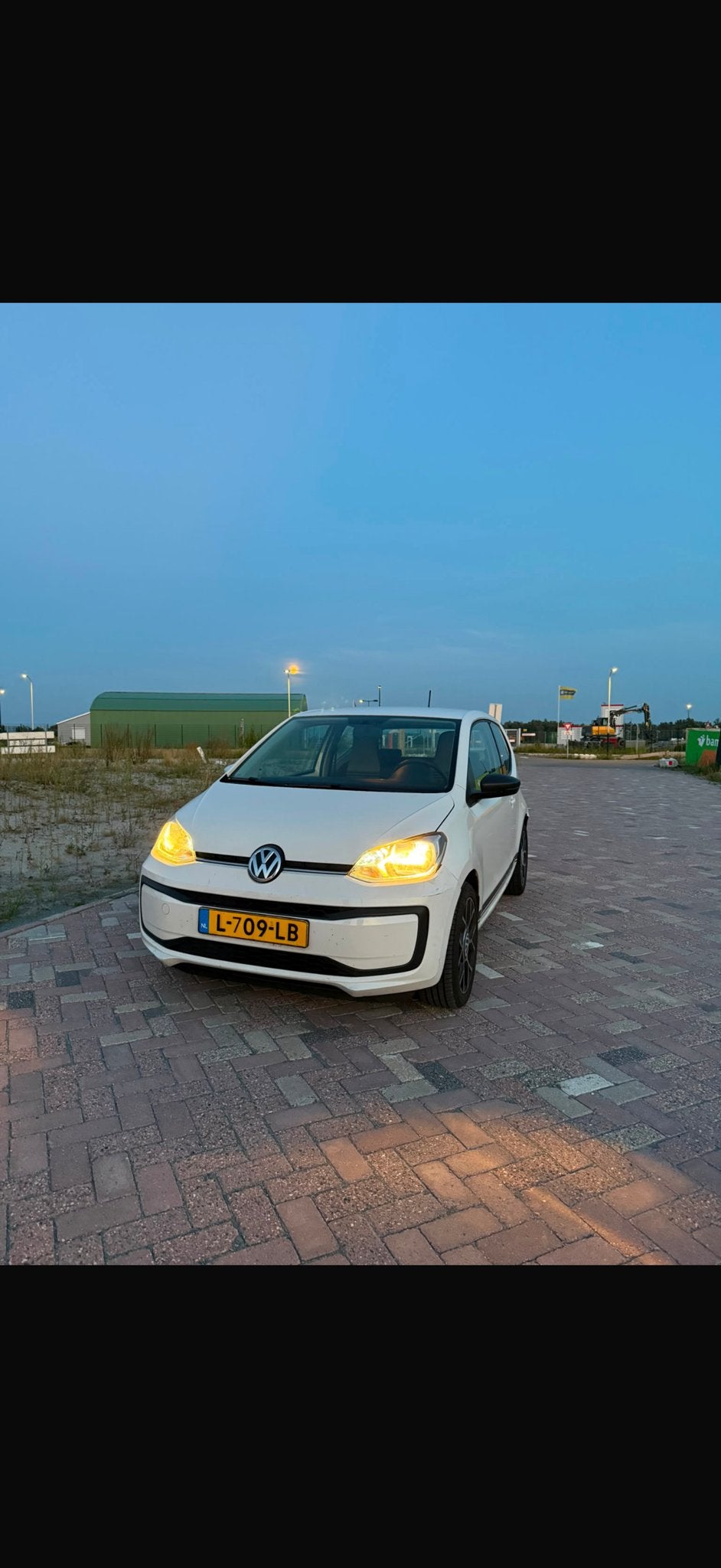 Volkswagen UP! 1.0 5D BMT 2017 / AIRCO / NW APK / NETJES, Stof, 840 kg, Wit, 24 km/l